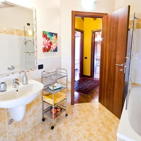 B&B A Suello 3* Suello