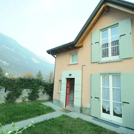 B&B A Suello Bed & Breakfast 3*